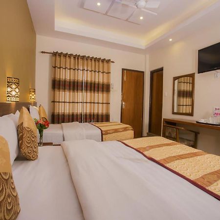Hotel Trip ポカラ エクステリア 写真